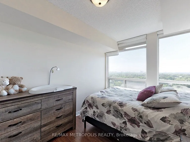 3 Rean Dr #1312 — Photo 31