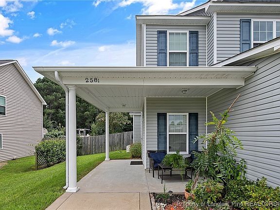 4th image of 2581 Spinnaker Dr