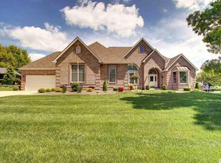 2714 Cheswick Rd, Quincy, IL 62301