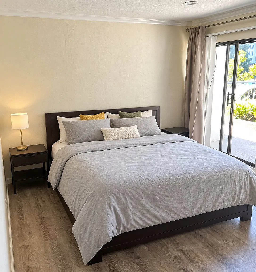 1 bed, 837 sqft, $3,000 — Photo 2
