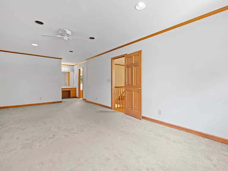 3010 Eaker Dr — Photo 18