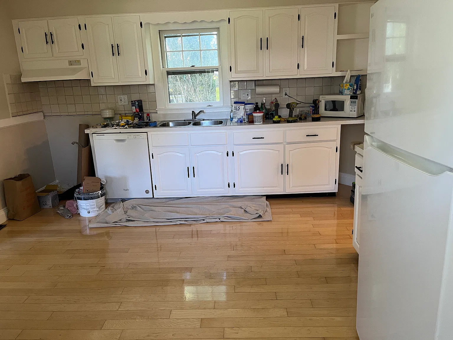 3 bed, 1.5 bath, 1508 sqft, $2,200 — Photo 2