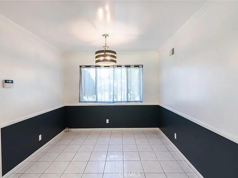 333 W Wistaria Ave — Photo 28