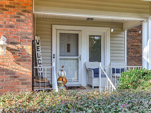 5th image of 115 Riviera Rd