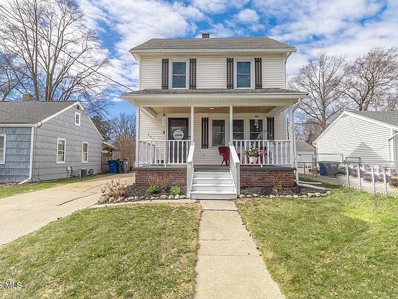 2nd image of 5925 Murnen Rd