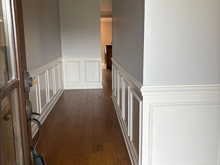101 Avalon Ln — Photo 3