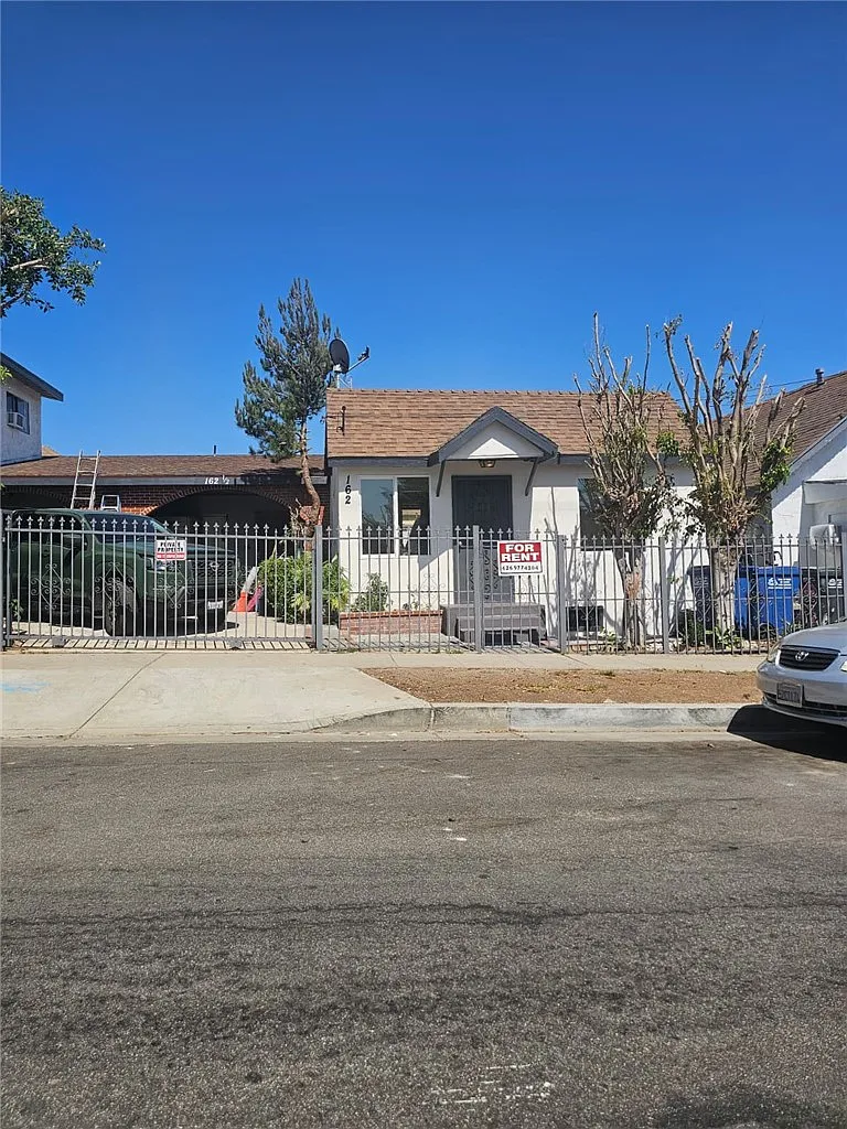 1 bed, 400 sqft, $1,795 — Photo 1