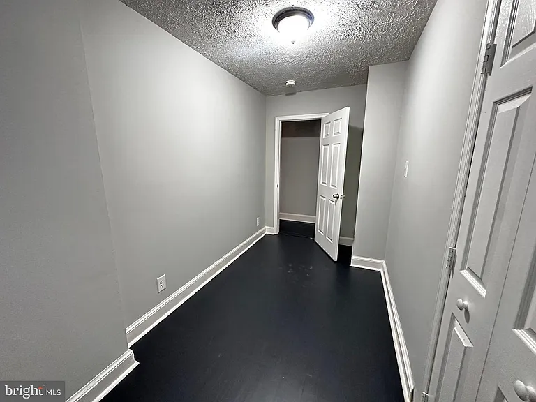 4632 Hillside Rd SE — Photo 19