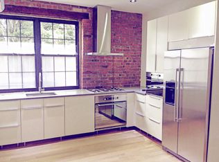 290 Ainslie St, Brooklyn, NY 11211