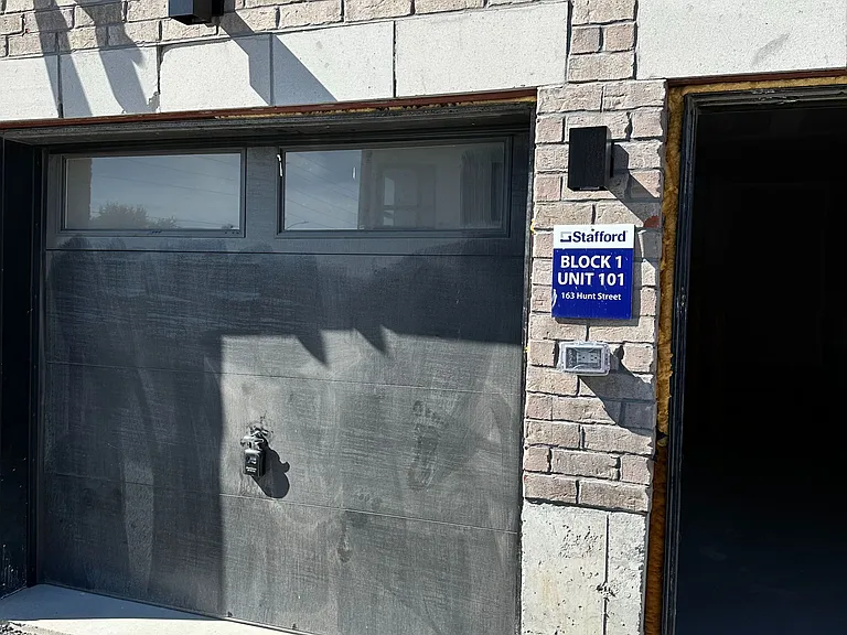 163 Hunt St N #101 — Photo 2
