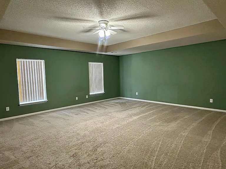 5091 Ballantine Dr — Photo 22