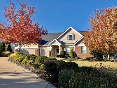 587 Oakwood Dr, Fenton, MO, 63026