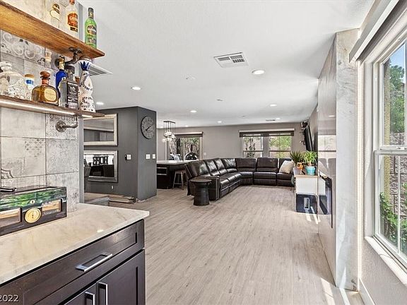 4th image of 10814 Beach House Ave