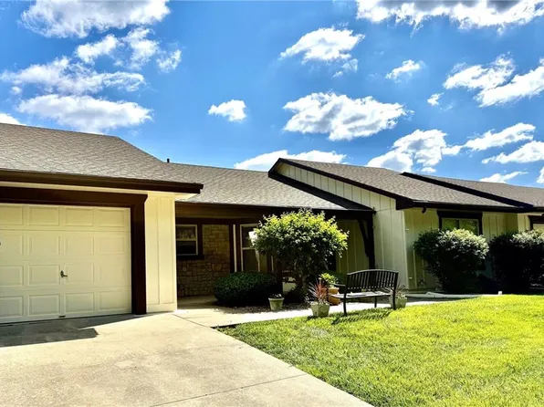 18797 Sunrise Dr, Belton, MO 64012