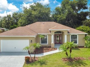 5886 Driftwood Dr, Winter Haven, FL 33884
