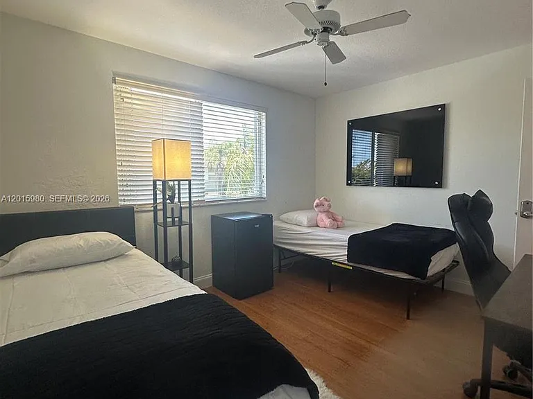 5402 Pointe Villa Dr #B — Photo 26