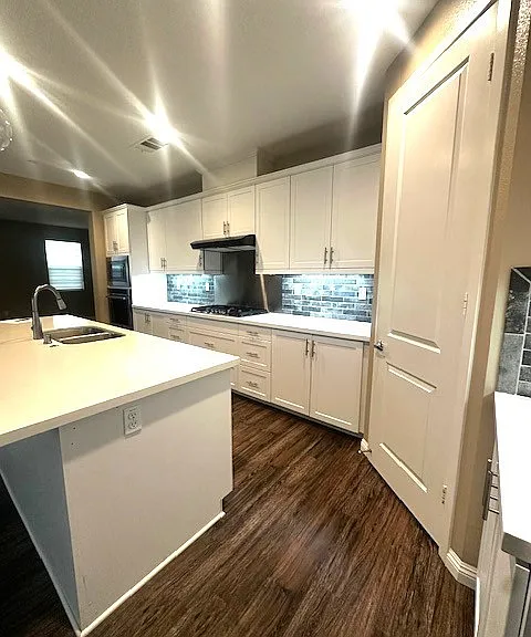 10041 Elizabeth Ln — Photo 7