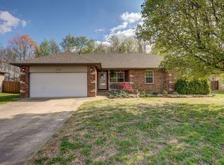 3196 W Grandview St, Springfield, MO 65803