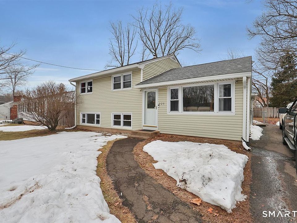 1st image of 229 Woodhouse Avenue