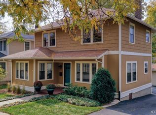 311 S 3rd Ave, St Charles, IL 60174