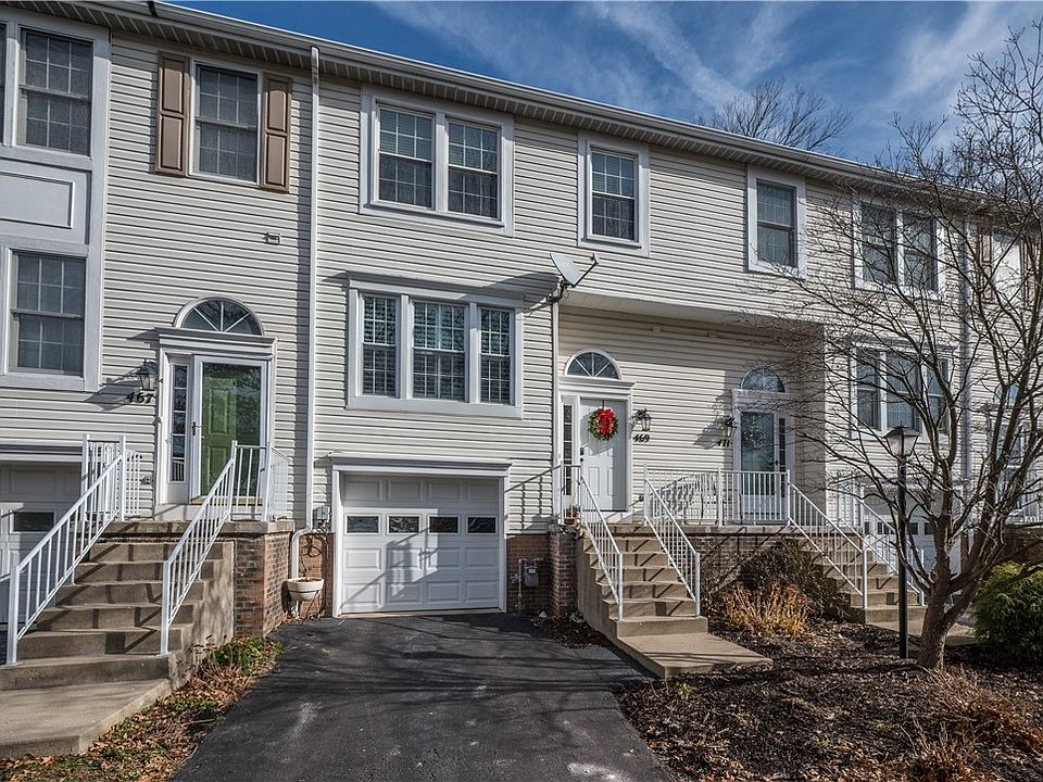 1st image of 469 Cherryhill Dr