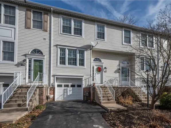 469 Cherryhill Dr, Bridgeville, PA 15017
