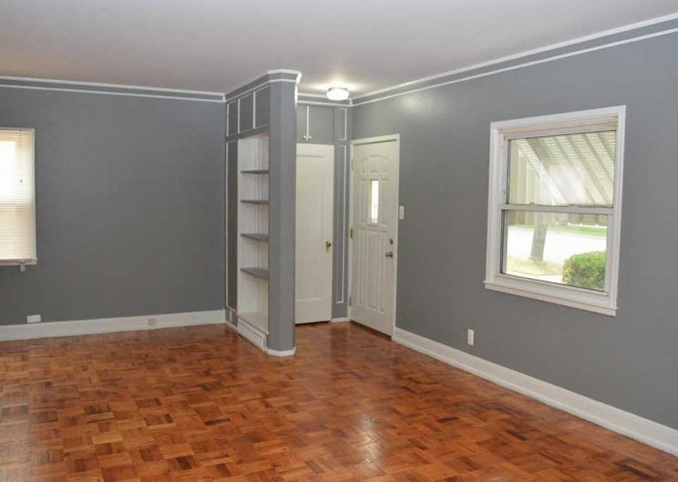 1st image of 5825 W Roosevelt Dr