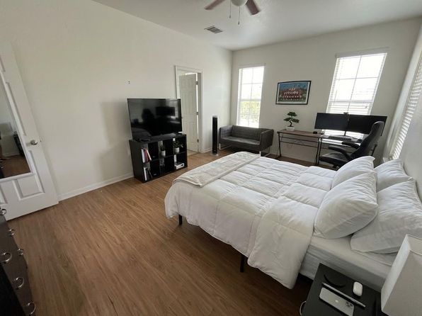 712 Franklin Blvd APT C, Austin, TX 78751 property photo