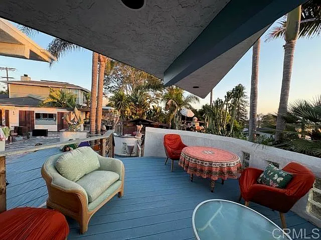 3 bed, 2.0 bath, 1634 sqft, $8,000 — Photo 4