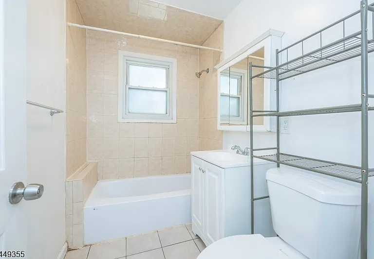 106 Broughton Ave — Photo 11