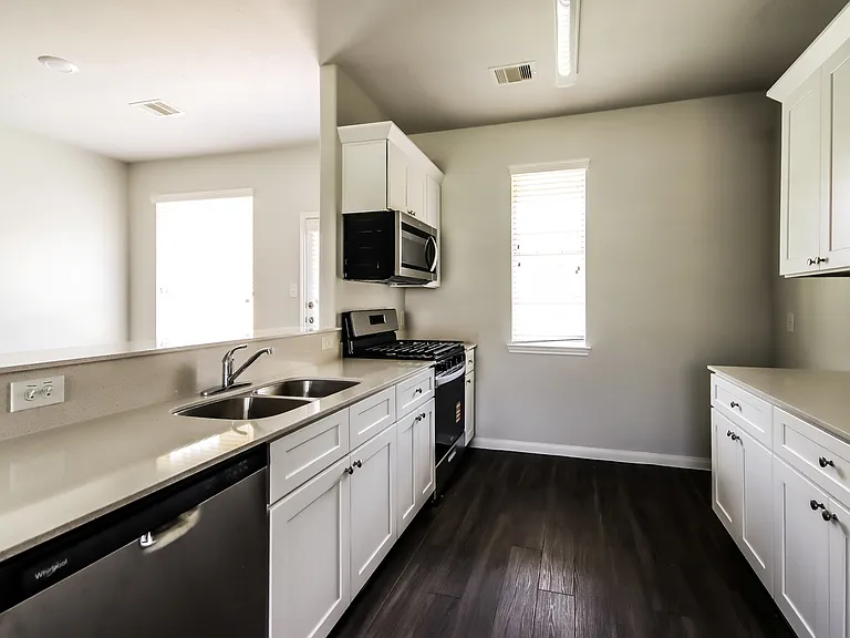 12310 Maura Ln — Photo 13