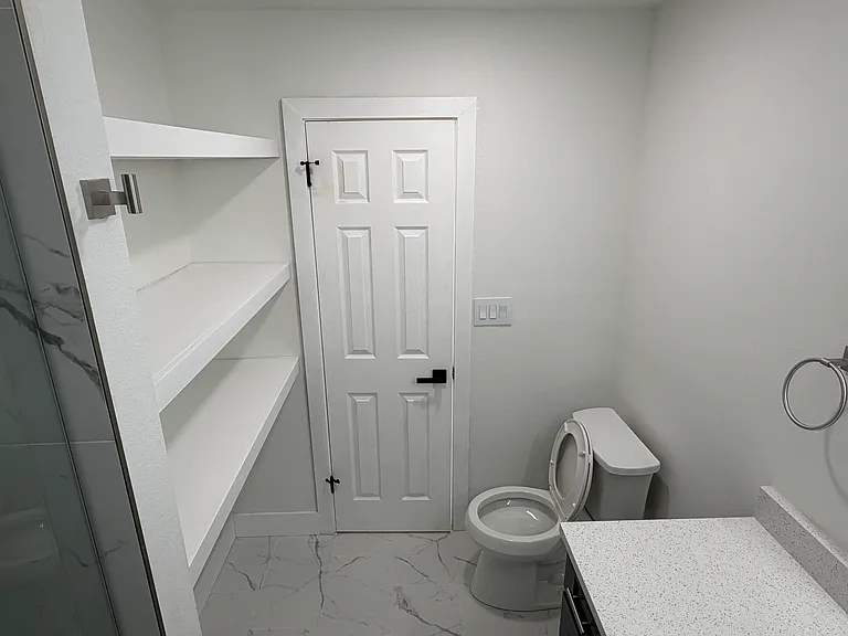Master Bath Shelving