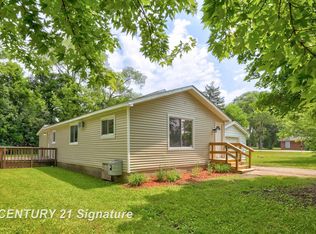 6255 McKinley St, Bridgeport, MI 48722