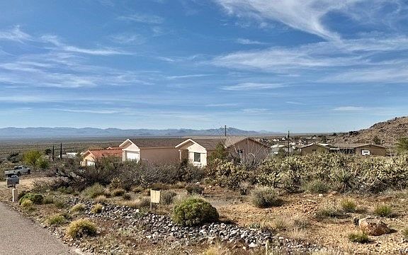 2nd image of 3325 W Ocotillo Rd