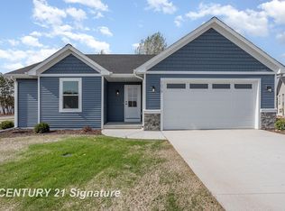 1079 Richland W, Hemlock, MI 48626