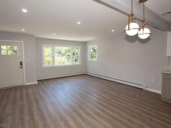 3rd image of 15 Hillside Ave #1