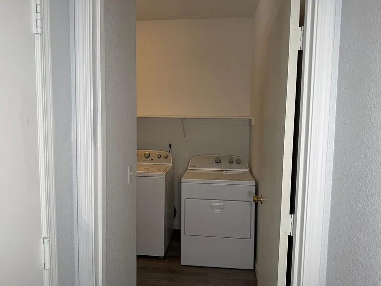 33190 N Cherry Creek Rd — Photo 7