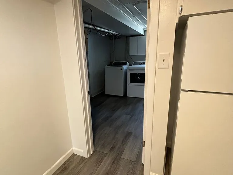 PM-254 1808 E 19th Street — Photo 12