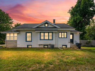 2201 Pleasant Plain Ave, Elkhart, IN 46517