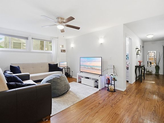 3rd image of 59 Monadnock St APT 8