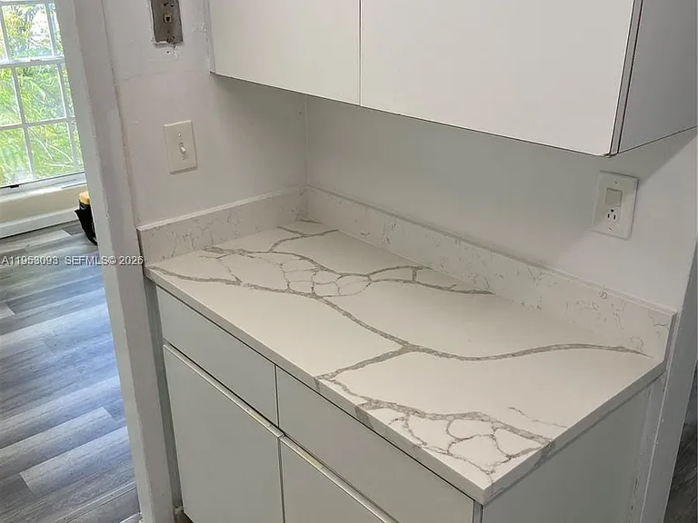 9503 SW 88th Ter #9503 — Photo 5
