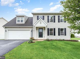 235 Jewel Dr, York, PA 17404
