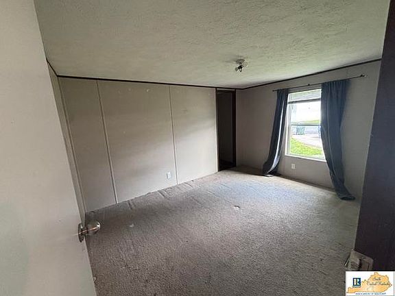 5th image of 315 Barricks Rd #1L7G3A