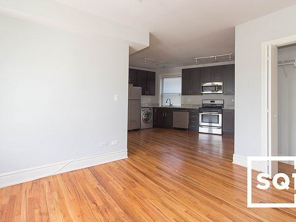 2nd image of 2229 W Wilson Ave #22313