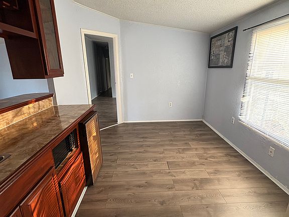 5th image of 14759 Nightingale Ln