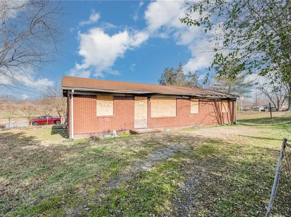 803 Mary James Ave, Thomasville, NC 27360