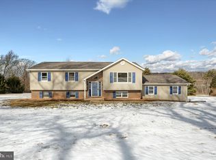 1121 W Mountain Rd, Paxinos, PA 17860