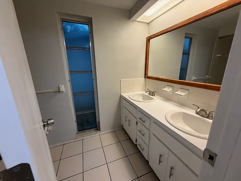 7105 Mayfield Dr — Photo 13