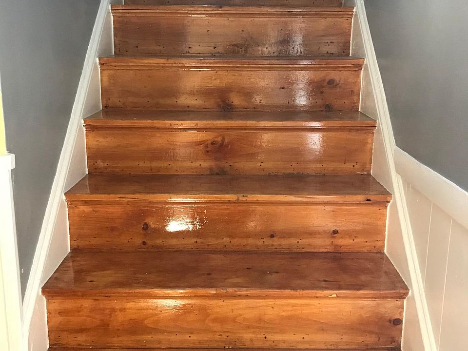 Refinished Stairs to 3 bedrooms
