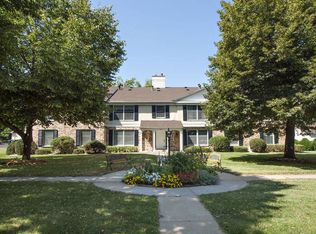 2053 Carriage Dr SW APT G, Rochester, MN 55902